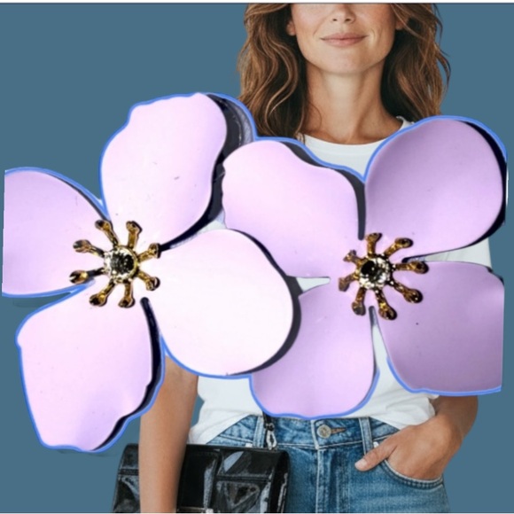 C C Large lavender pierced floral earrings 2 inch - Picture 2 of 3